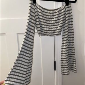 Sabo skirt off-shoulder long-sleeve crop top